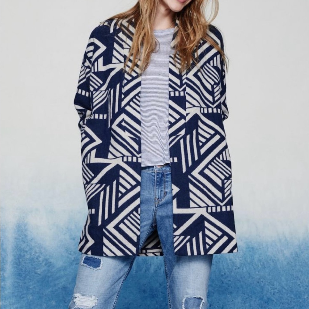 Old Navy Blue & White Geometric Open Front Coat